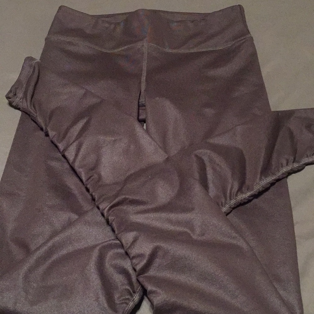 Alo yoga pants size medium